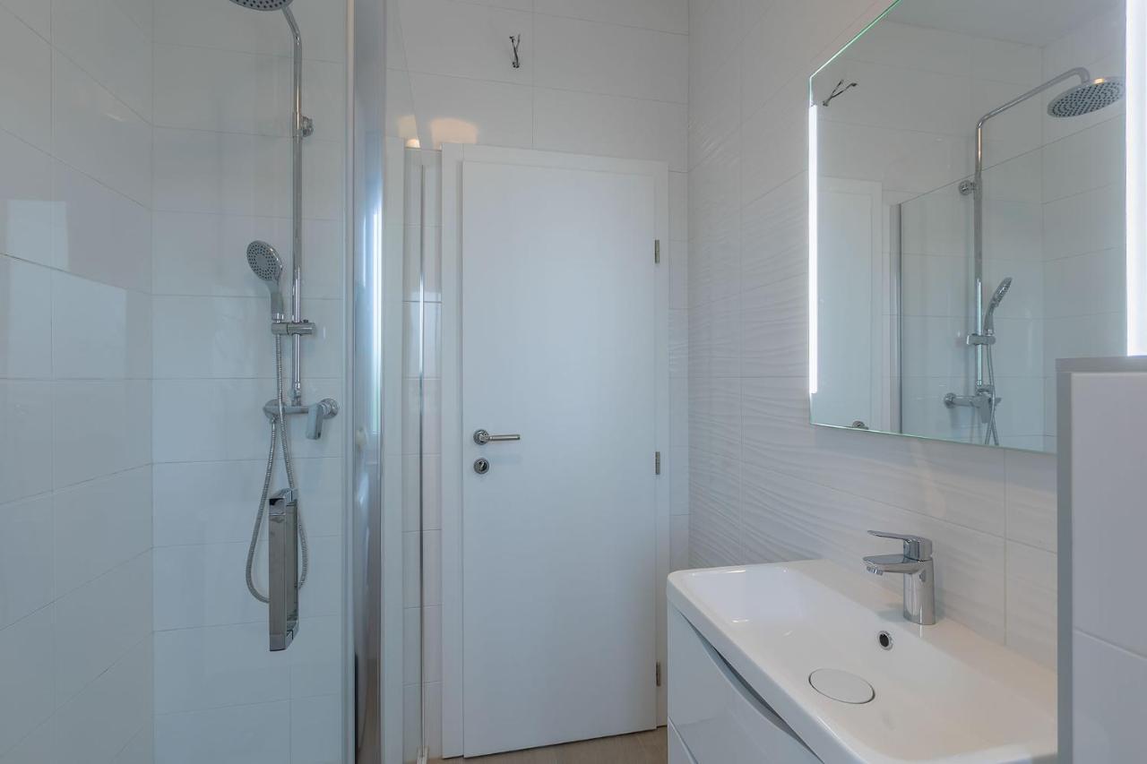 Premium 100M2 Sea View Apartment Ližnjan المظهر الخارجي الصورة